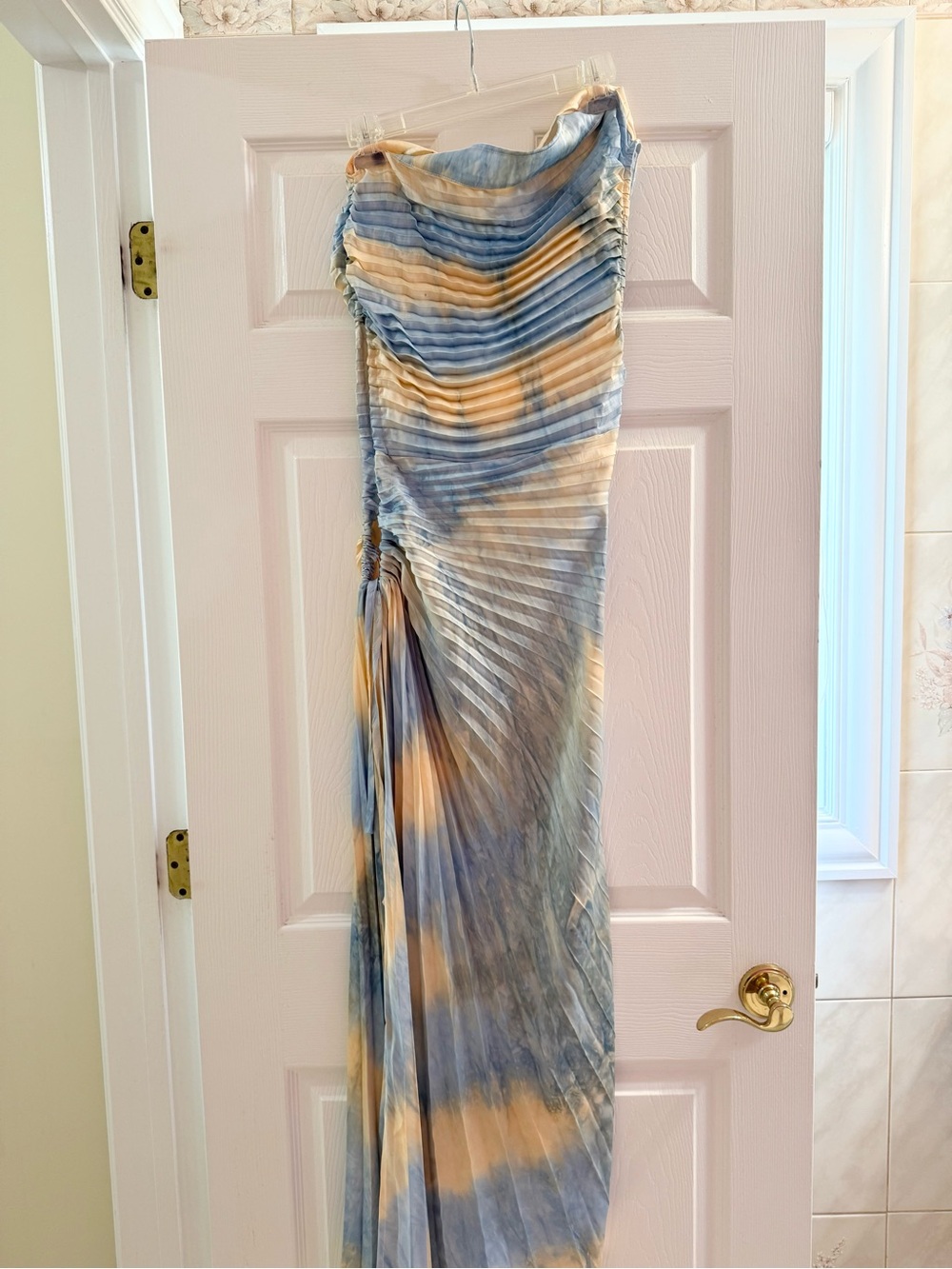 Endless Blu Strapless Pleated Maxi Dress in Blue and light orange - Picture 12 of 16